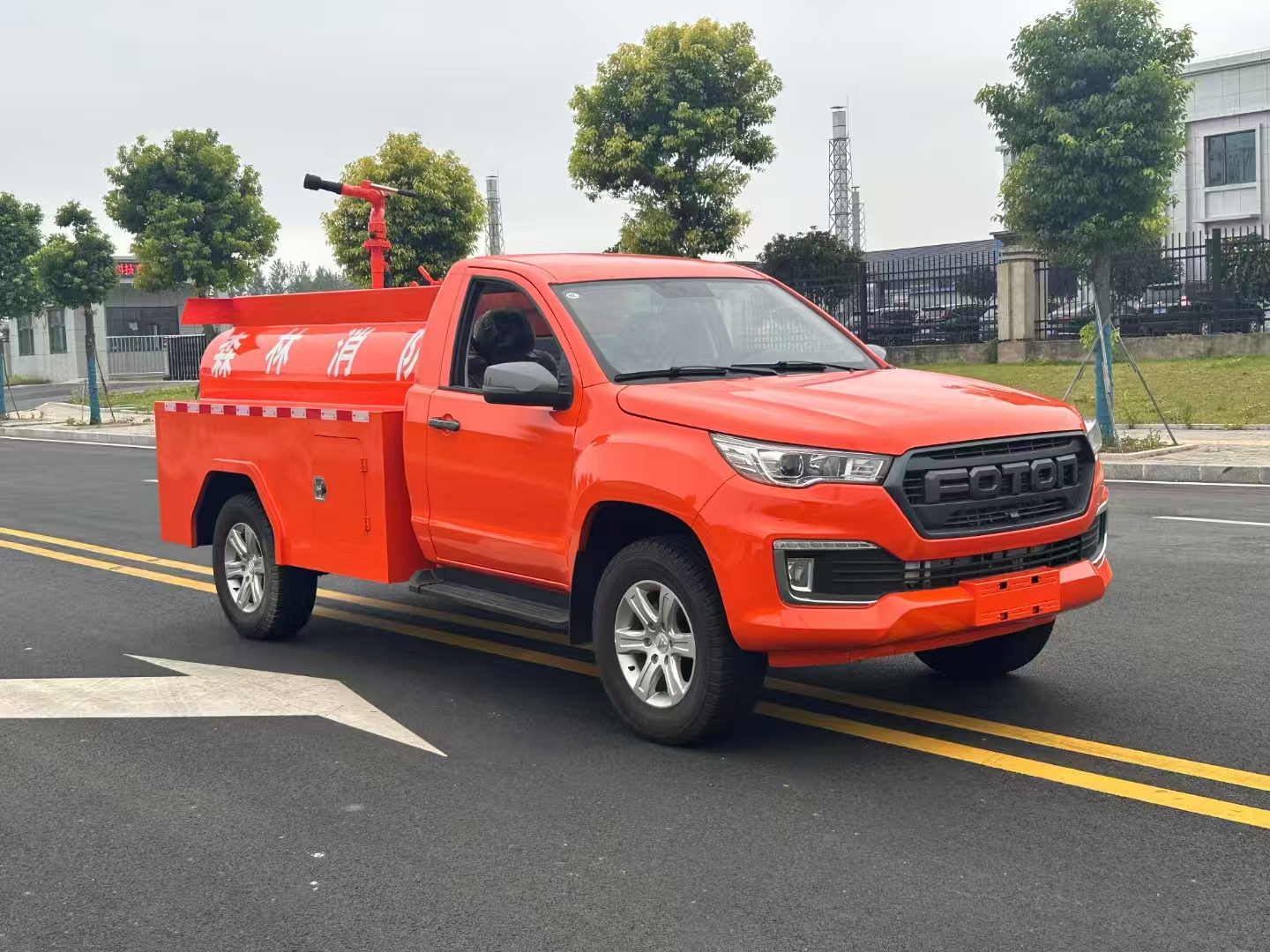 福田兩驅1.2噸灑水車